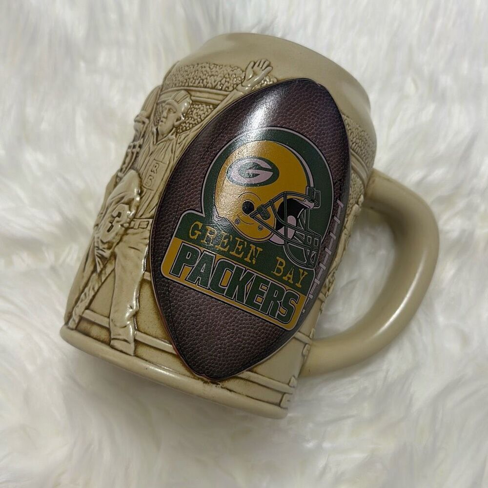 Vintage NFL Green Bay Packers "Sculptured Relief Hoffbrau" Mug
